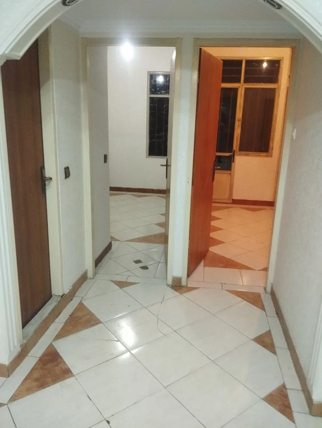 آپارتمان اجاره ای نازی آباد