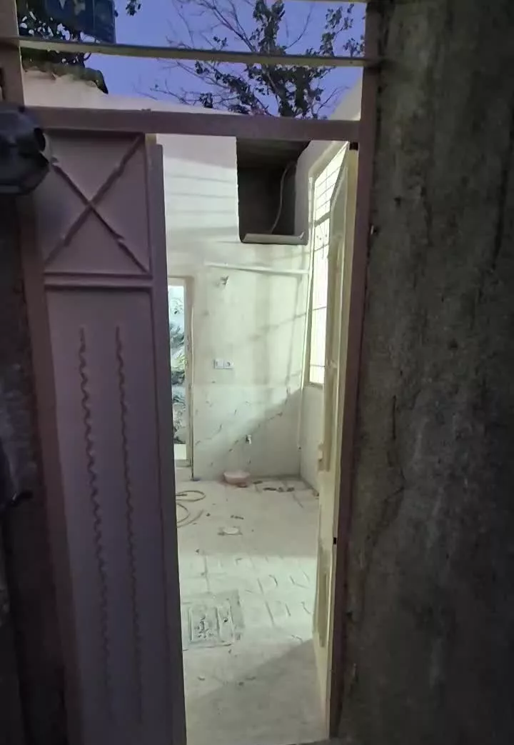 منزل ۶۰متری داخل کوچه ۲متری