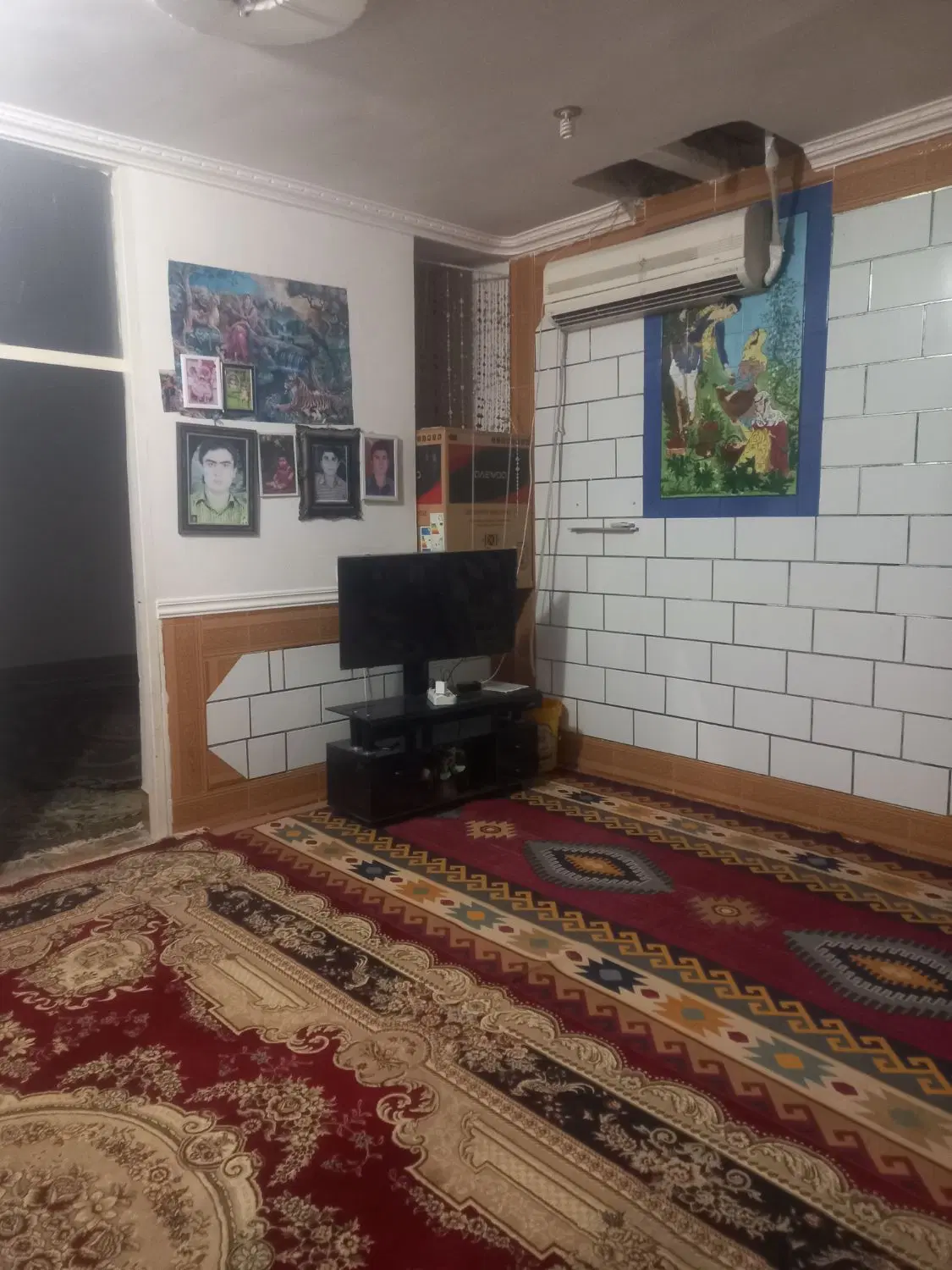 خونه ویلایی ۱۸۰دستگاه کوچه سالن تختی