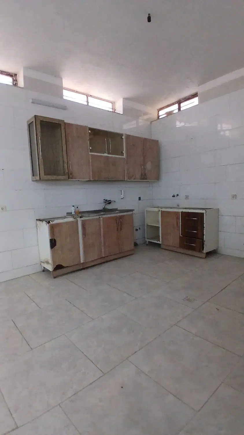 زیرزمین اجاره ای