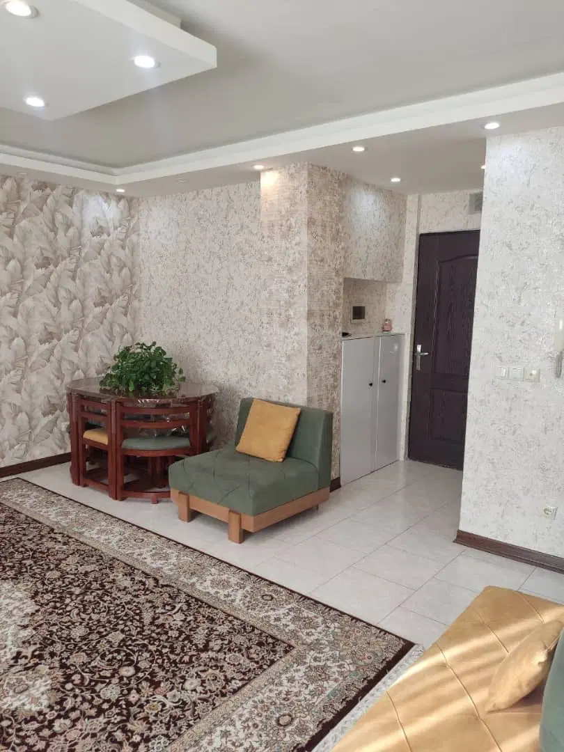 واحد ۸۵ متری با باغچه اختصاصی فول نصبیات