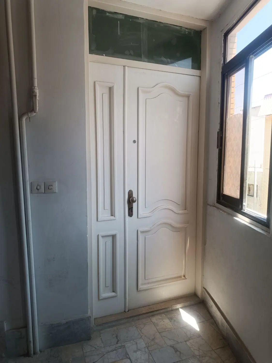 73 متر دو خواب هنرستان 26