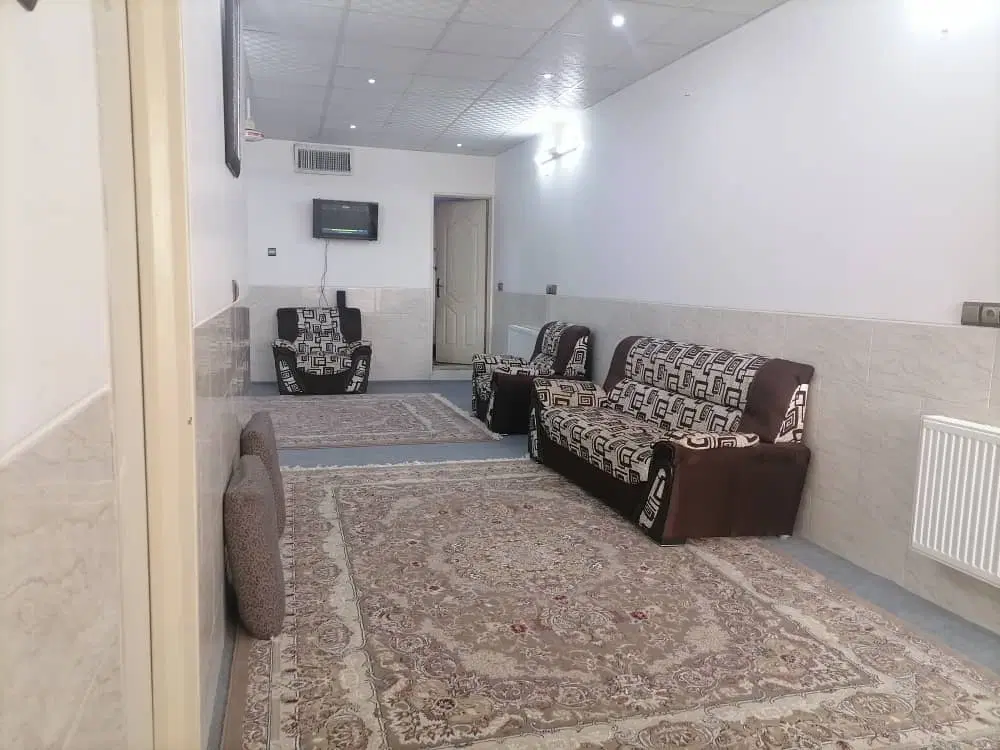 سوییت تمیز شیک و لوکس همکف پارکینگ دار