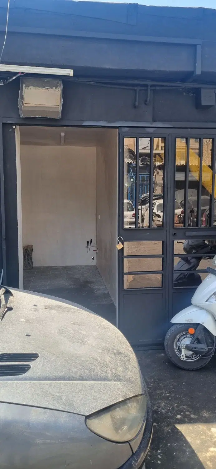 مغازه ۱۰ متری