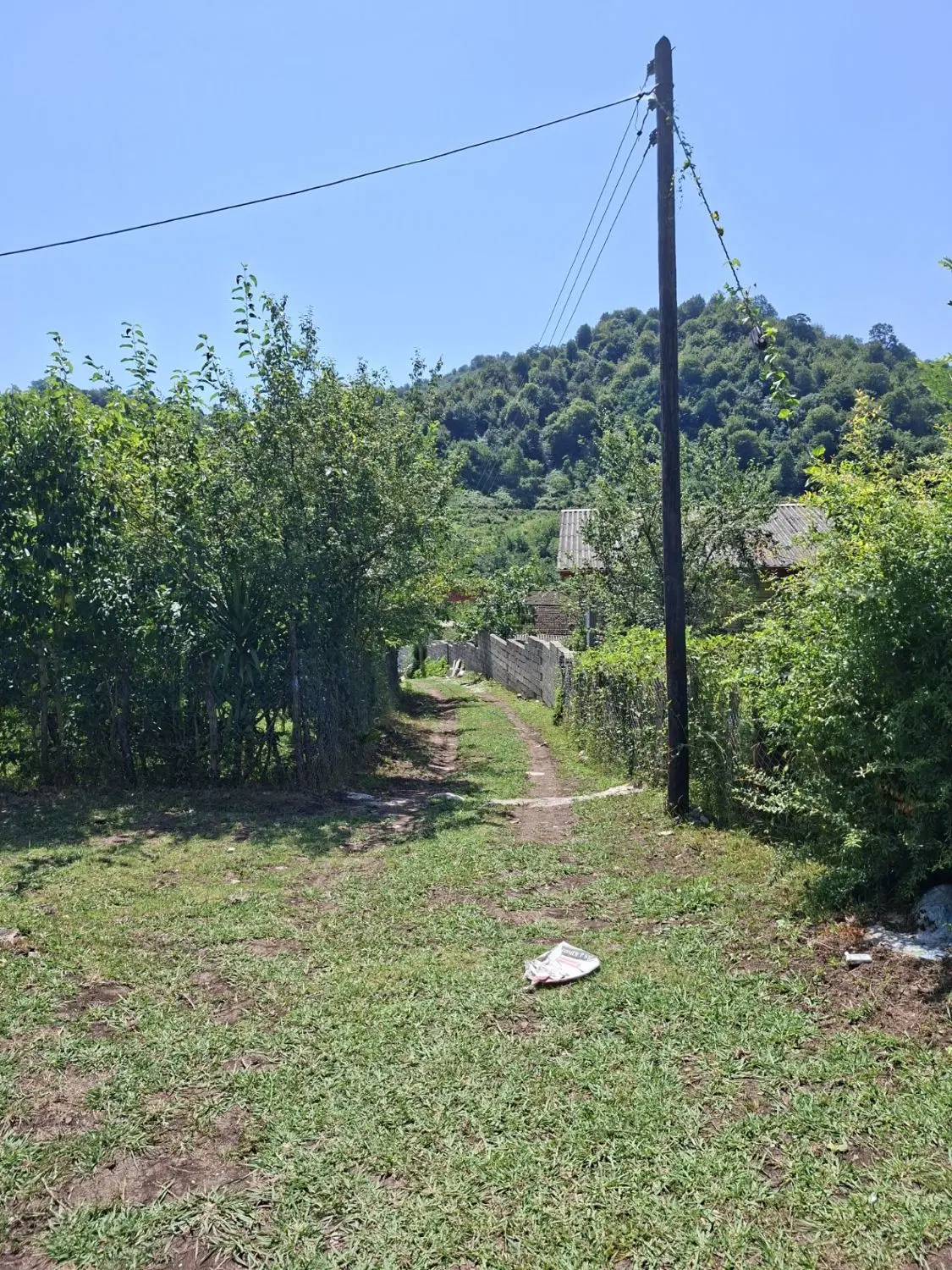 زمین فروشی