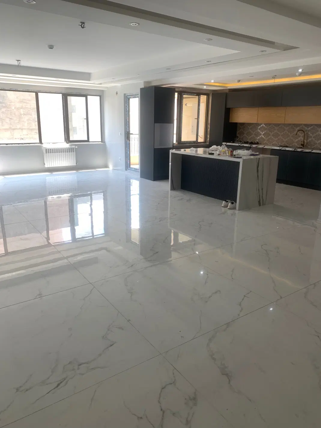 اپارتمان ۱۷۰متر سه نبش منظریه