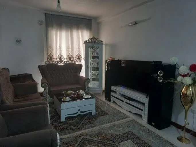 واحد ۸۶ متری دوخواب طبقه اول آژینه