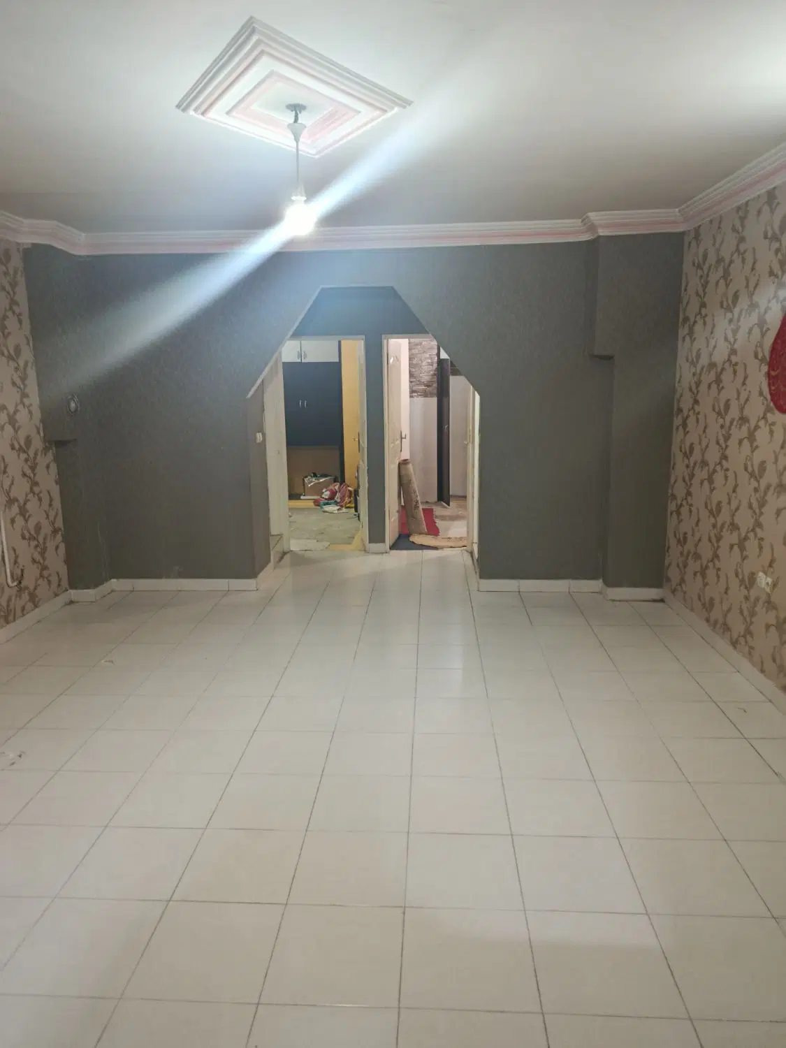 ۹۰متر دوواحدی اندیشه،۹۳
