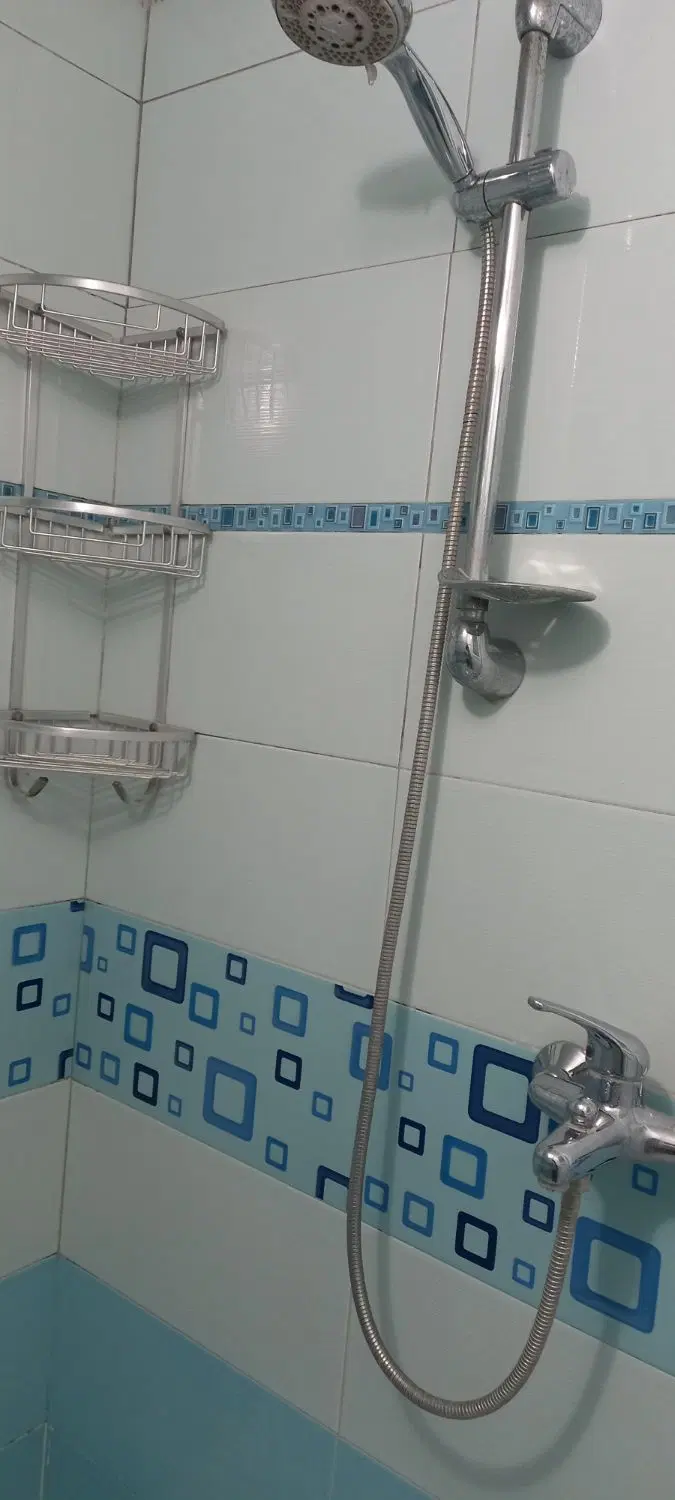 اپارتمان ۱۶۵متر سه خواب تک واحد