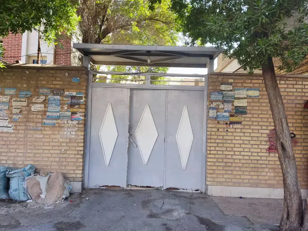 فروش خانه ویلایی ۲۲۵ متری ۳ خوابه در کوی نیرو