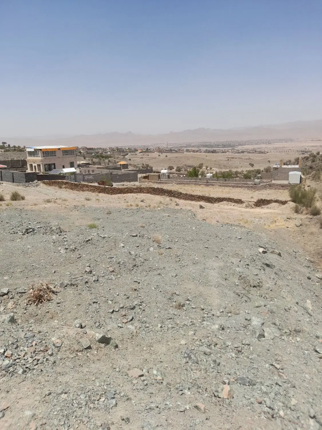 زمین چهکند بالا باغ شاطراباد ویو ابدی۴۰۰ متر