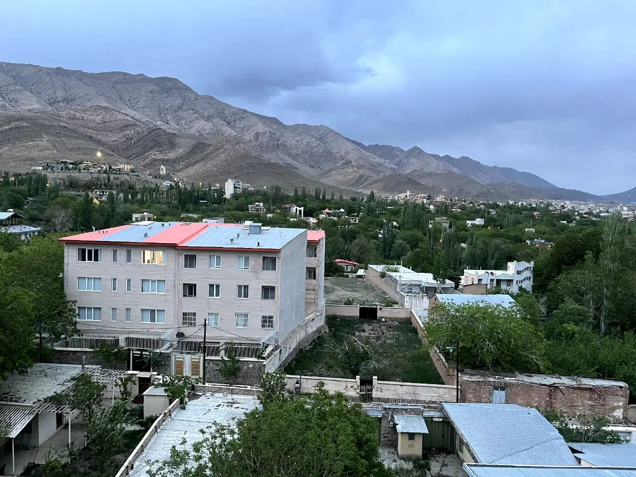 فروش آپارتمان خشک شهمیرزاد بر اصلی بلوار