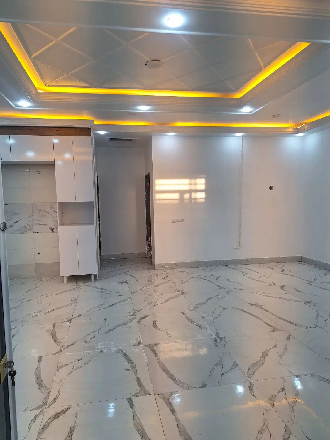 فروش خانه کلید اول