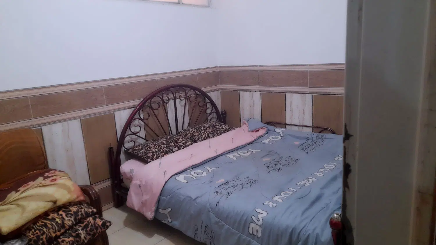 حافظیه  منزل مبله چهت رفاه حال مسافرین محترم
