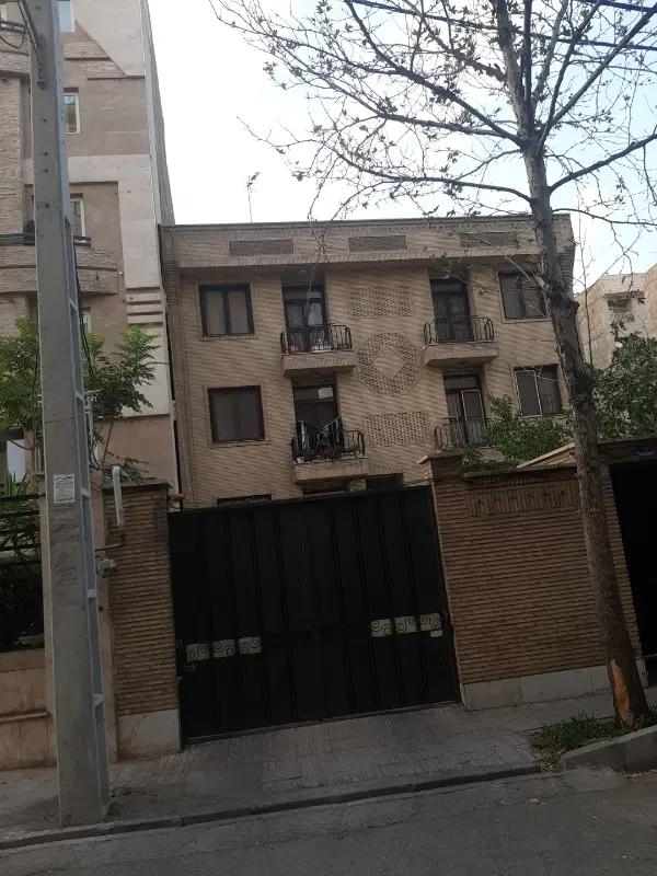 ۳۰۰ متر کلنگی شمال وجنوبی