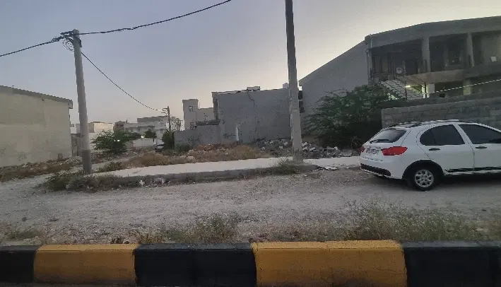 زمین تجاری بر خط محرم دو بر