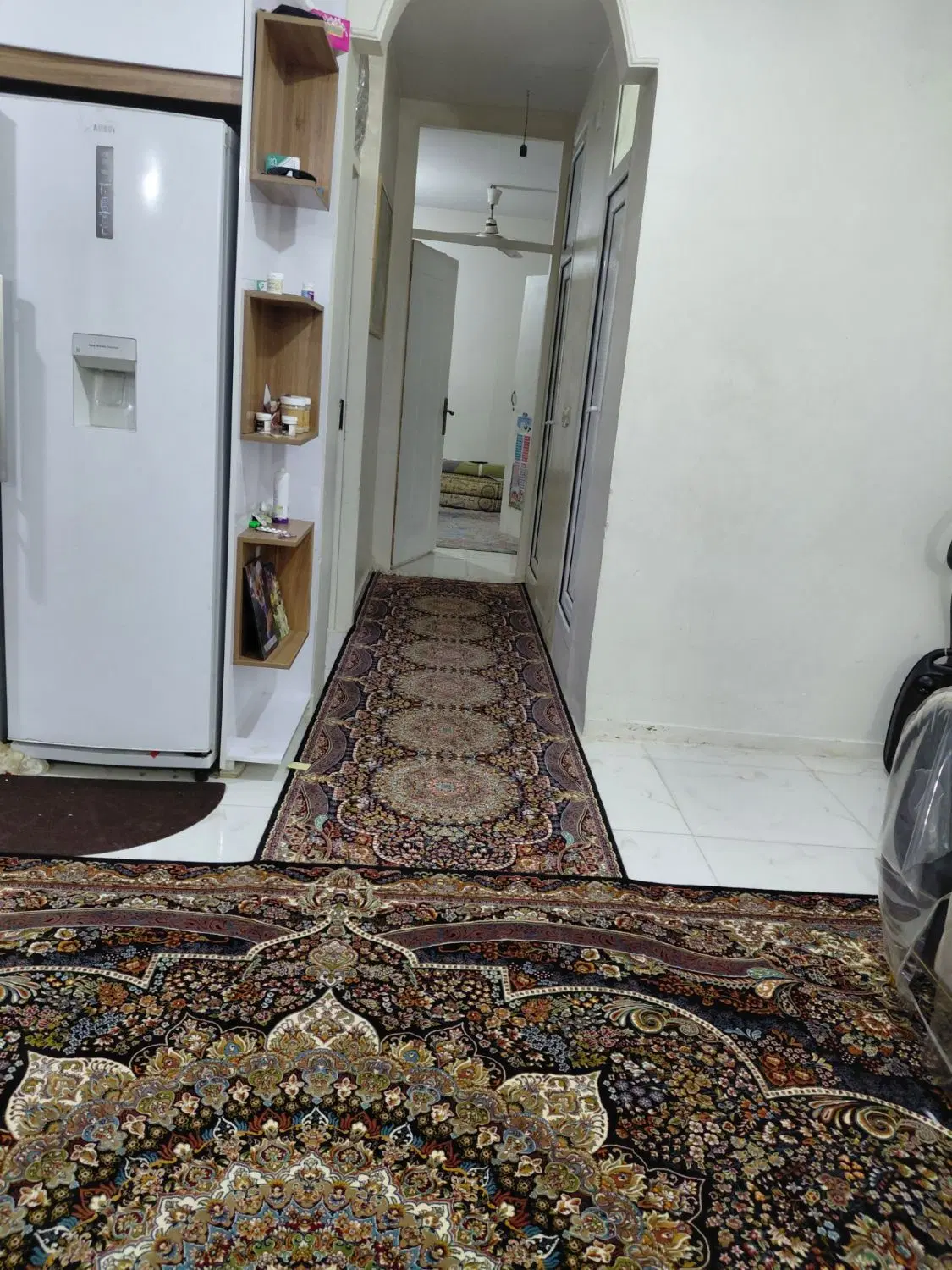 یک باب منزل چهار واحدی