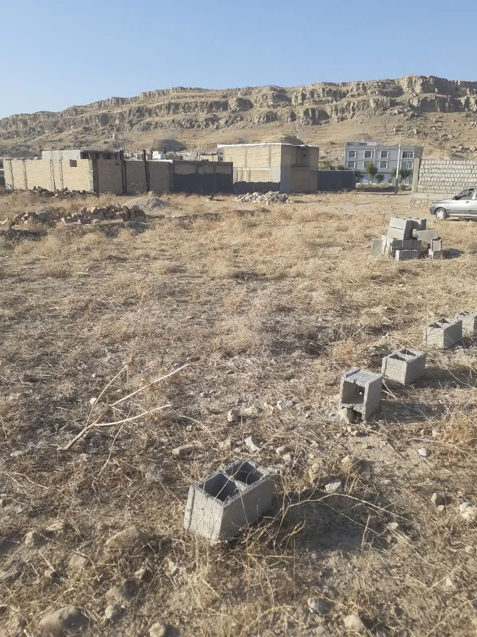 زمین مسکونی