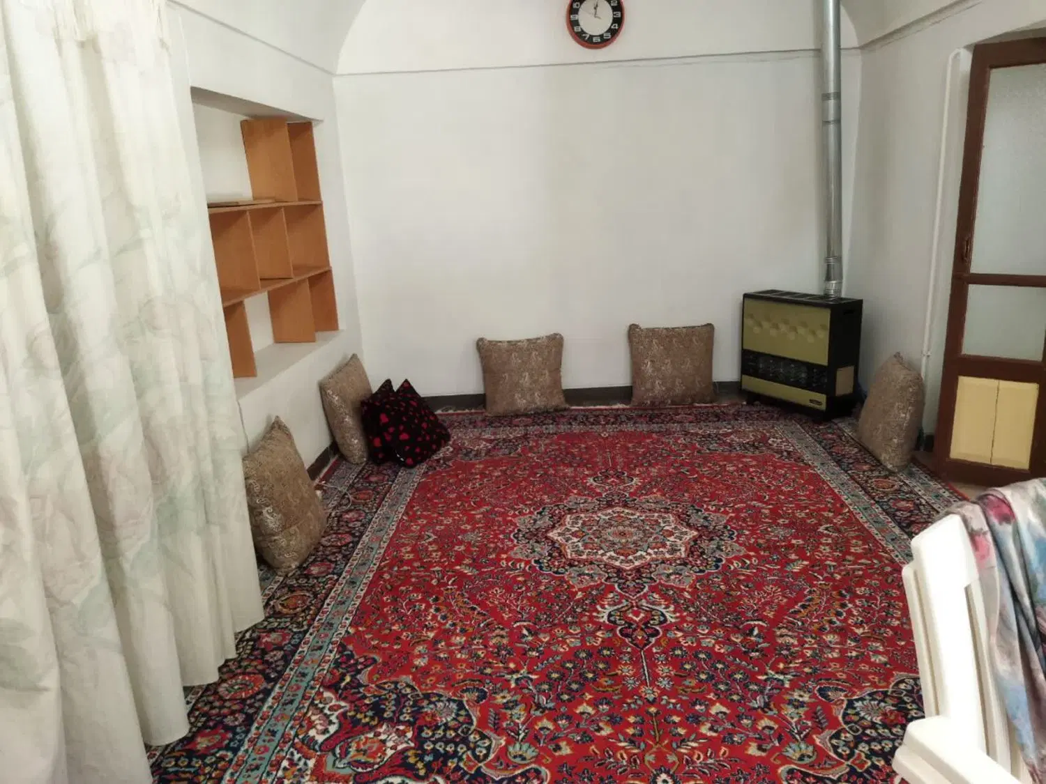 فروش منزل مسکونی به سبک قدیم