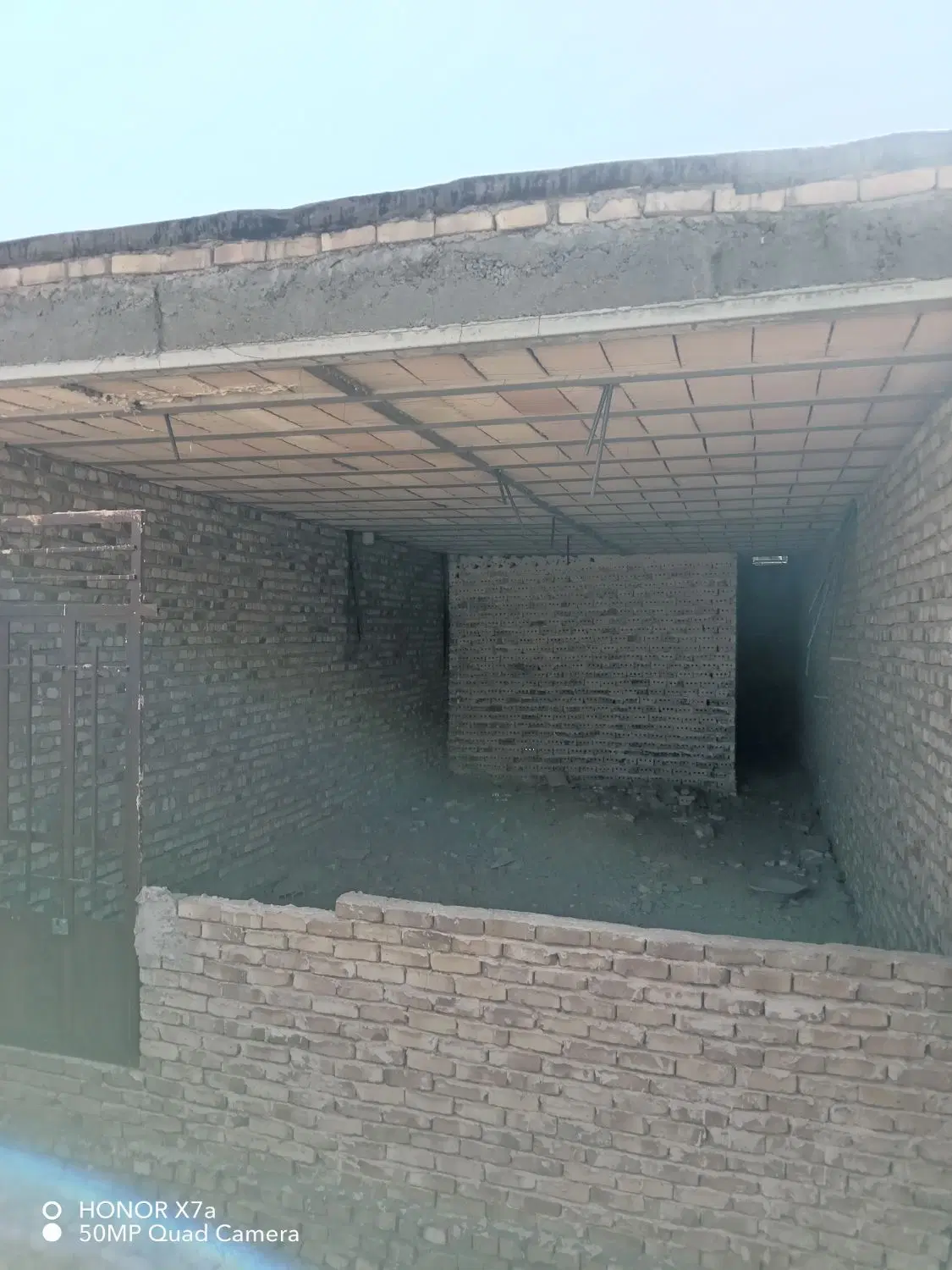 منزل در حد سفت کاری در بهشتی 8
