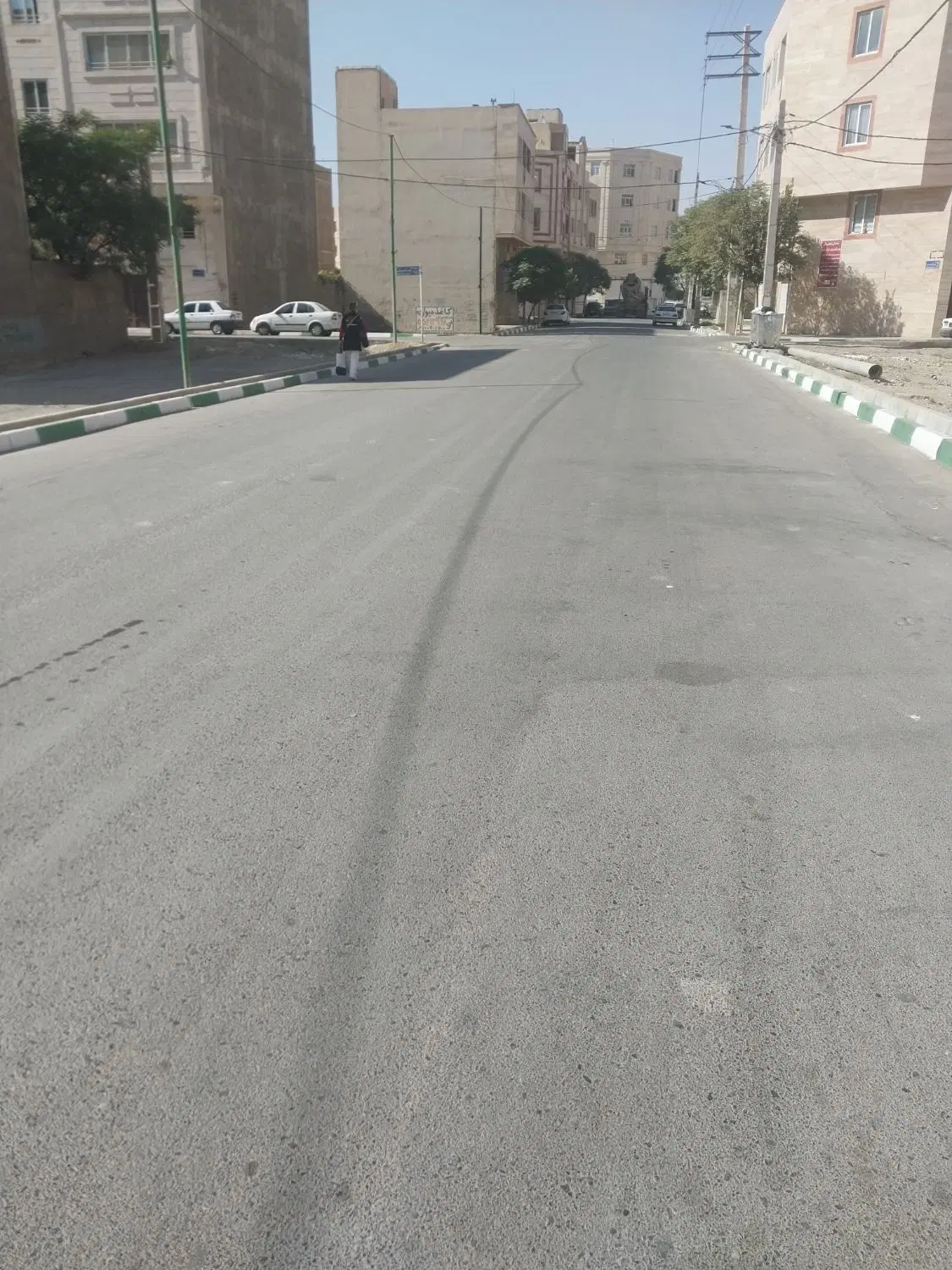 ۴۰ متر زمین تجاری بر ۱۶متری فرمانداری کهریزک