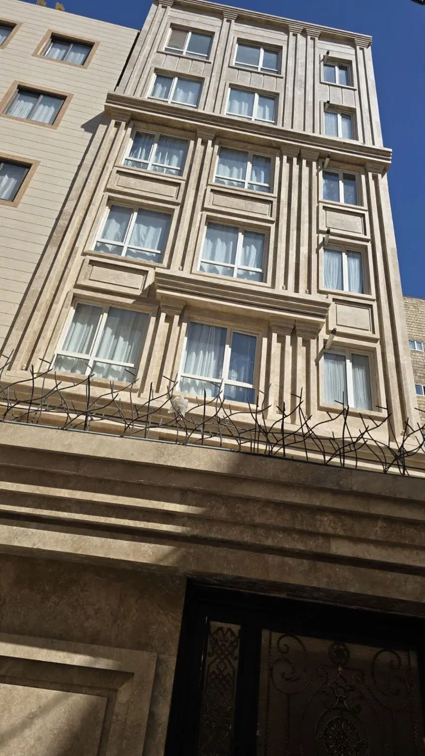 رهن و اجاره _۱۲۰متر_پارکینگ بدون مزاحم