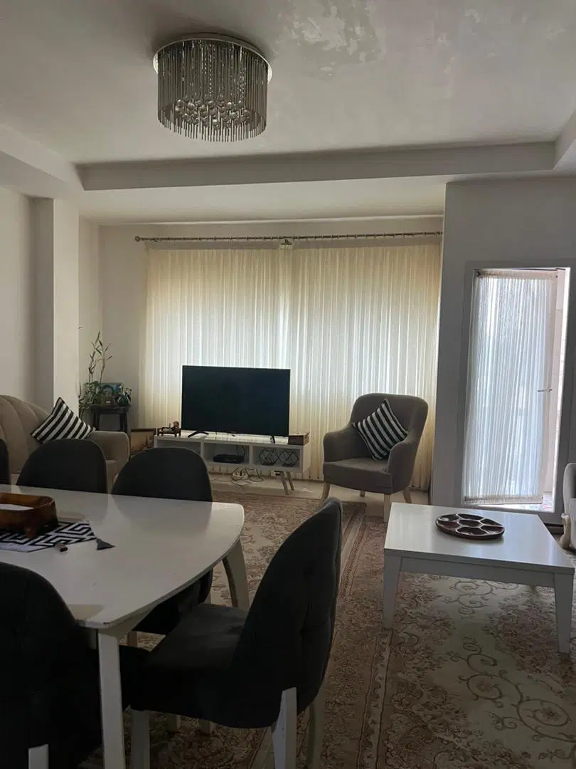 رهن کامل واحد ۱۰۰ متری در تاپ لوکیشن خیابان ساری