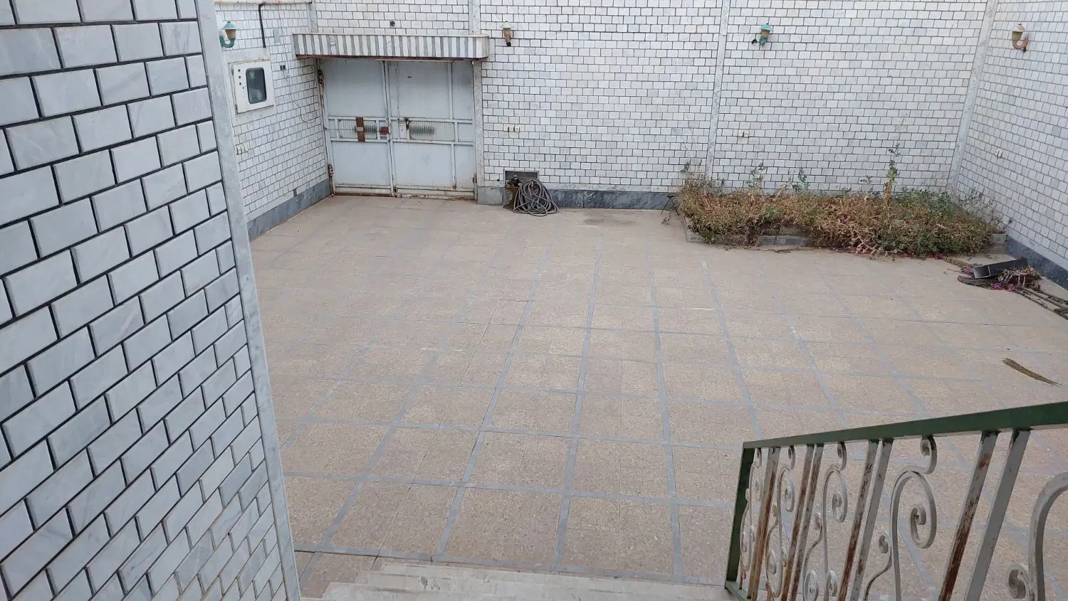 فروش منزل ویلایی در سه طبقه