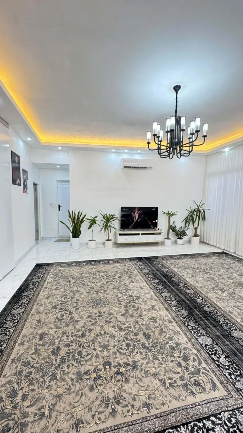 واحد ۱۲۰متری متریال درجه یک اسانسور و پارکینگ