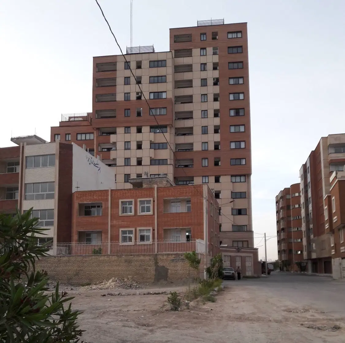 آپارتمان ۱۰۷_۷۳ متر دوخوابه مهندسی ۸ گلستان اصفهان