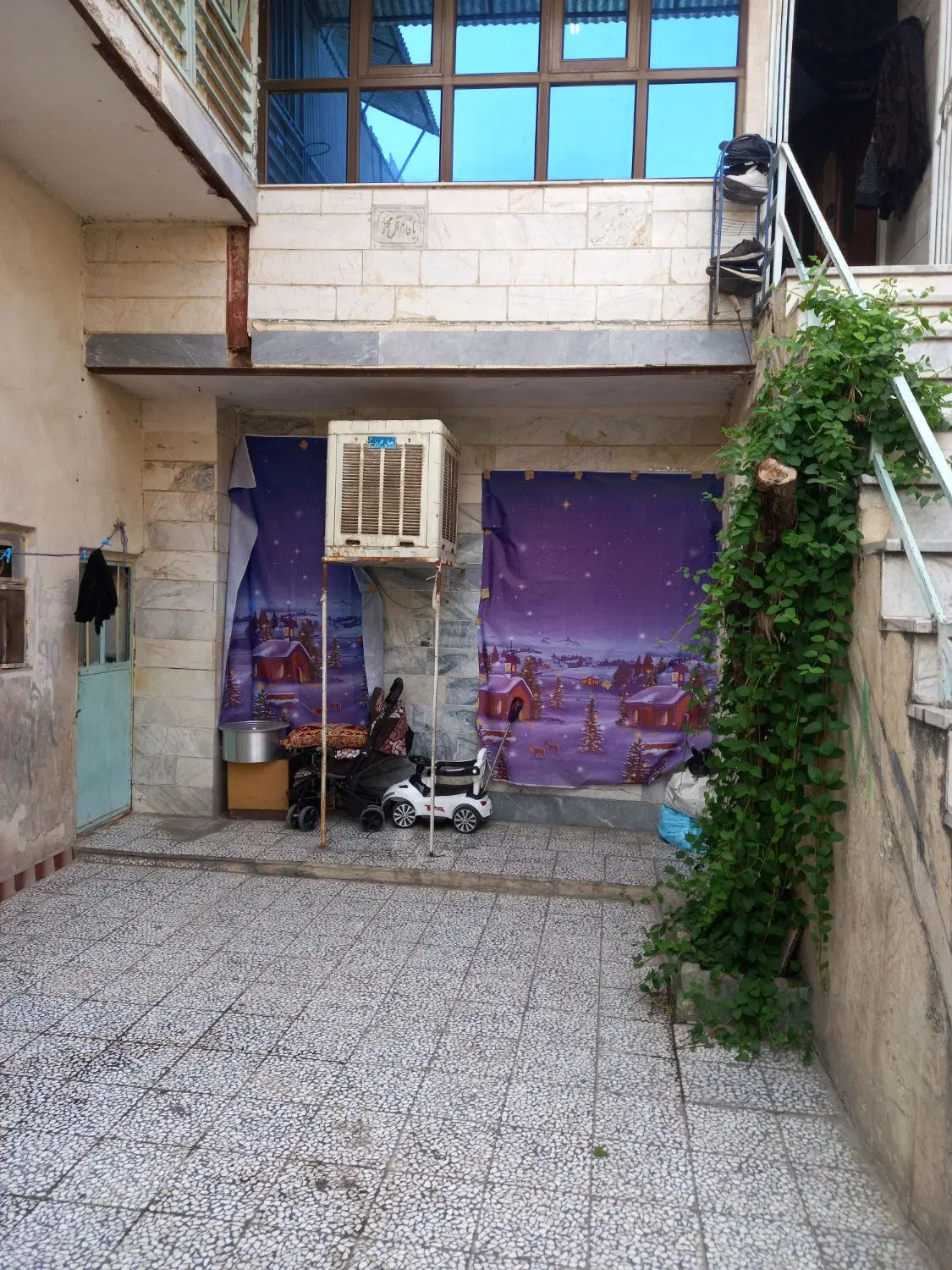 خانه ویلایی 210 متری فرارت