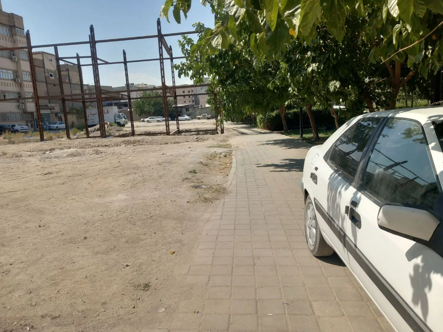 زمین 400متری حاشیه ابوطالب صد متری