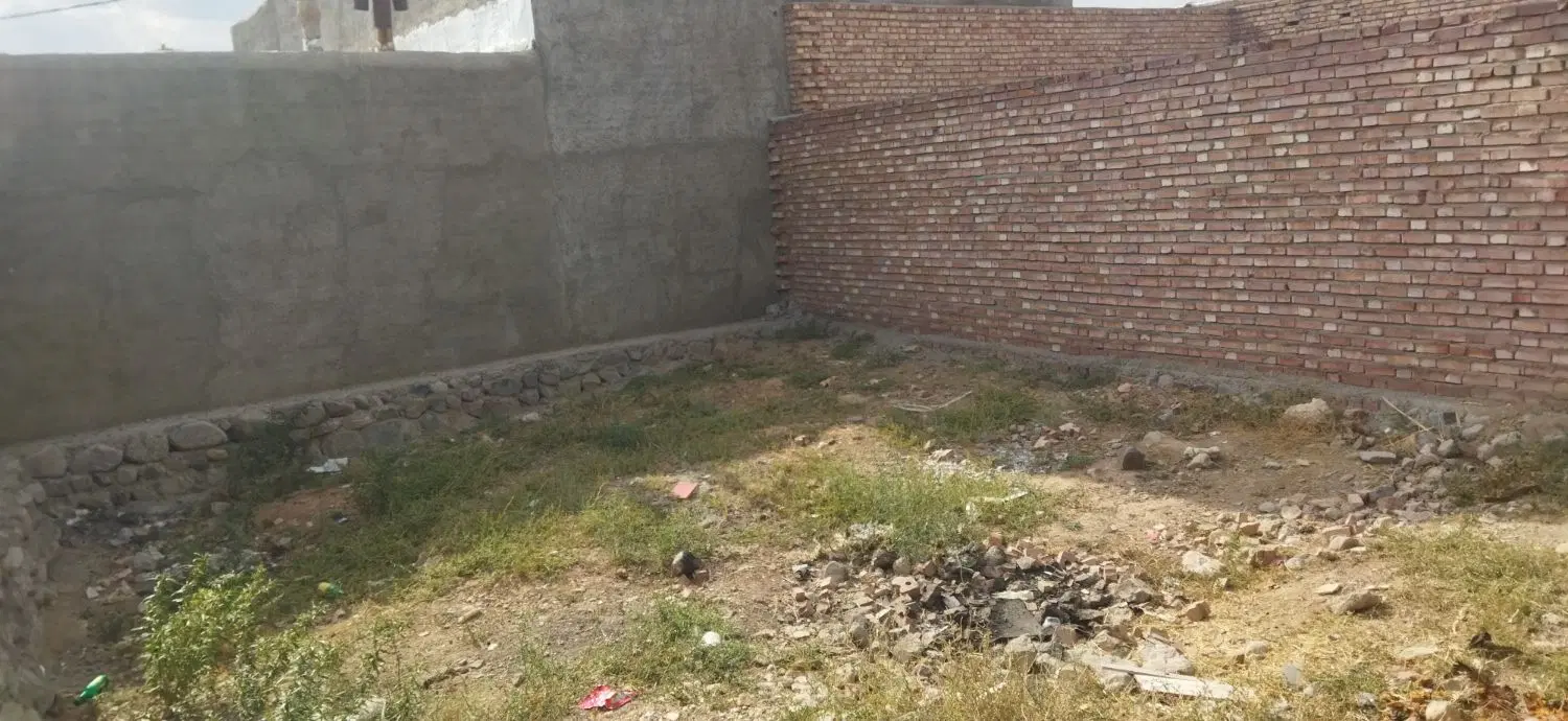 زمین حصار شده