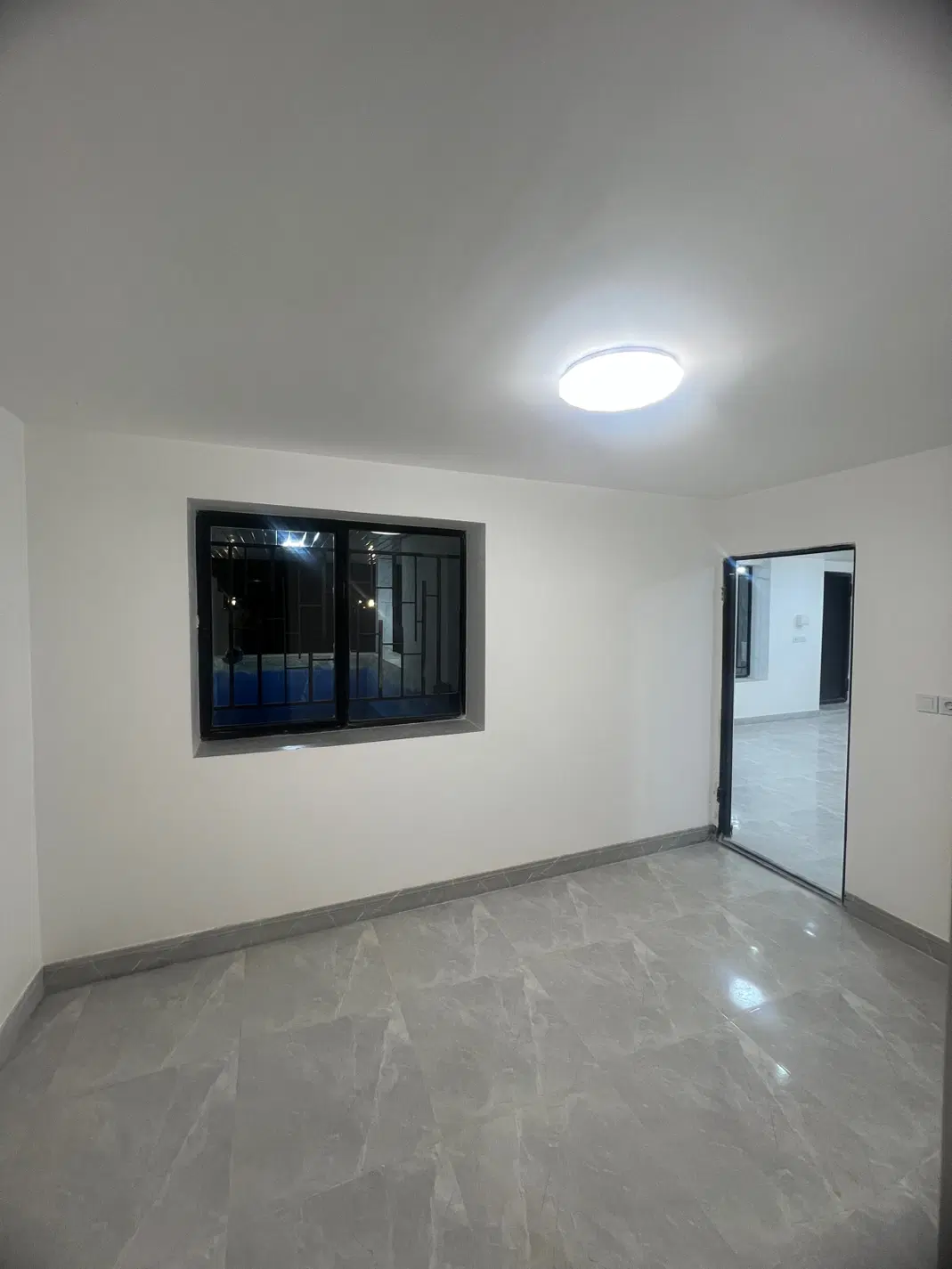 باغ  ۵۰۰ متری سند دار