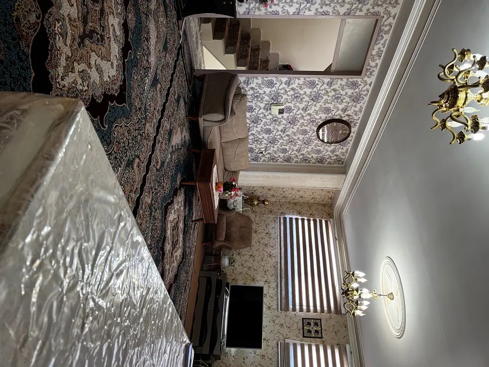 خانه ۱۰۰متری باغمعروف