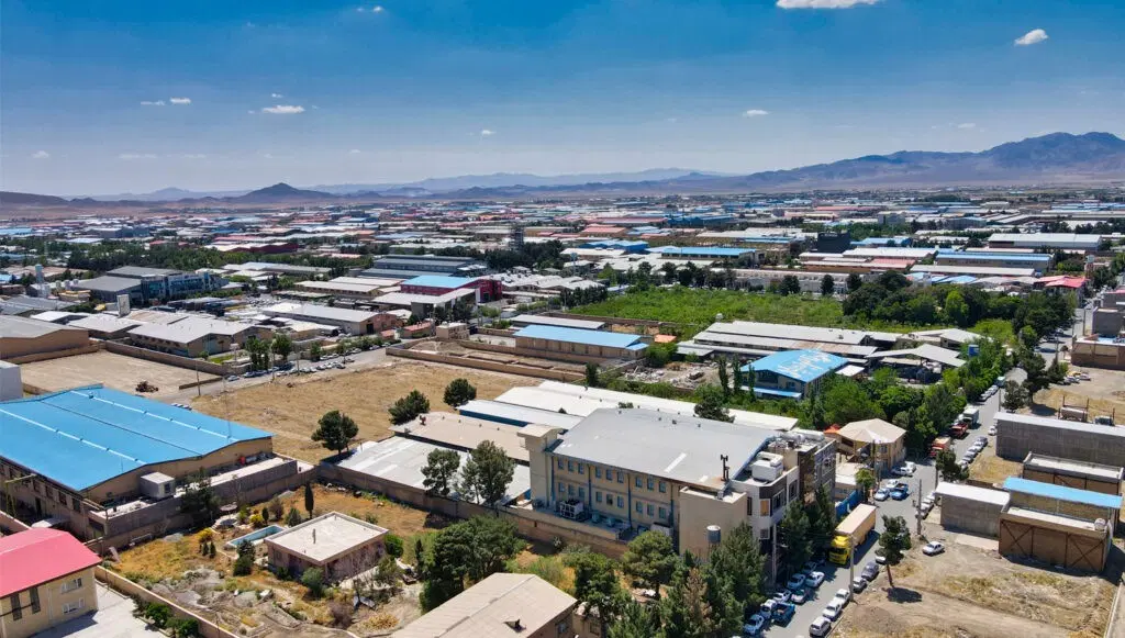 زمین در شهرک صنعتی صفادشت