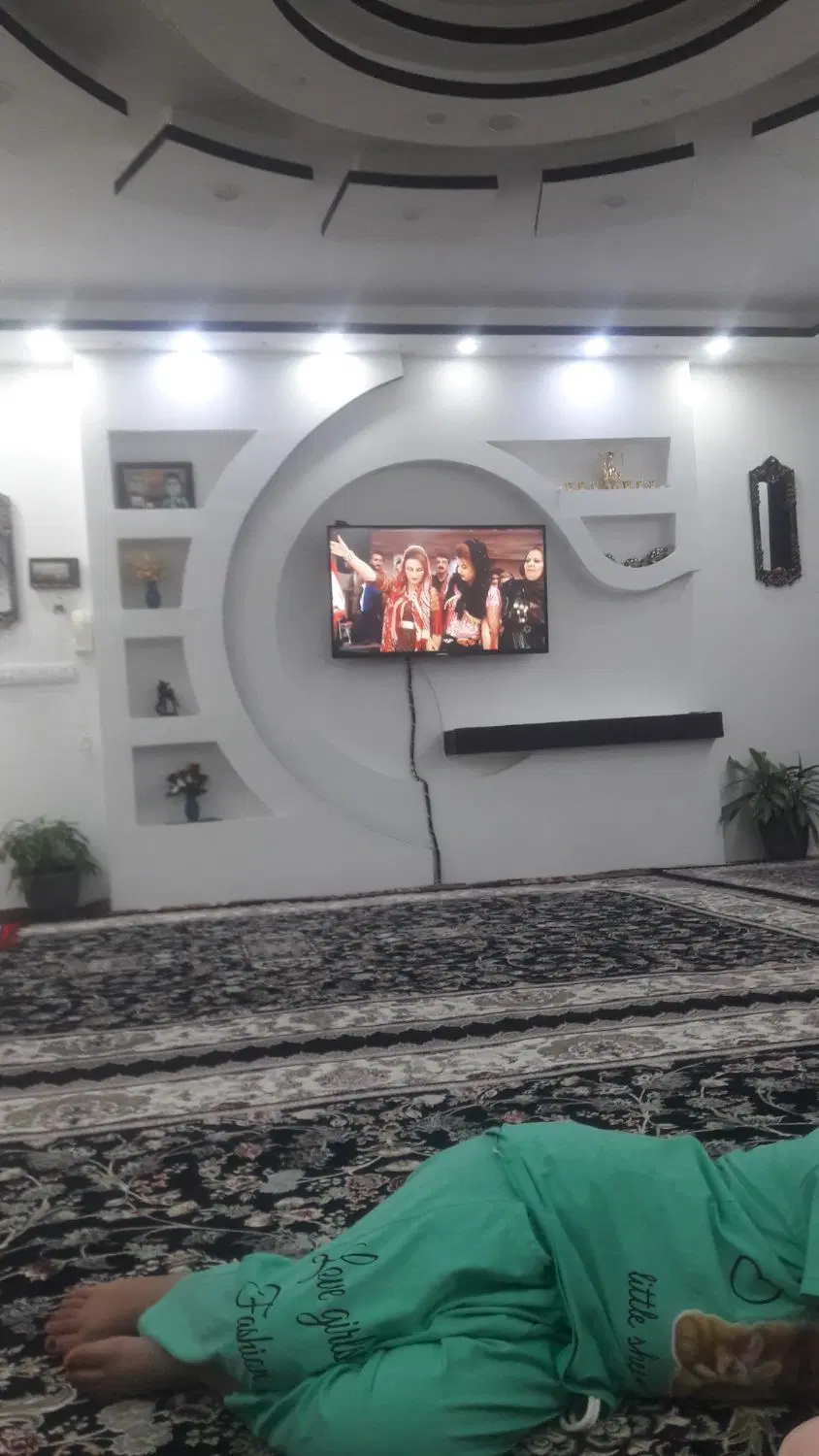 خونه اجاره طبقه ۲یک خواب ۹۰متری عبور جدا