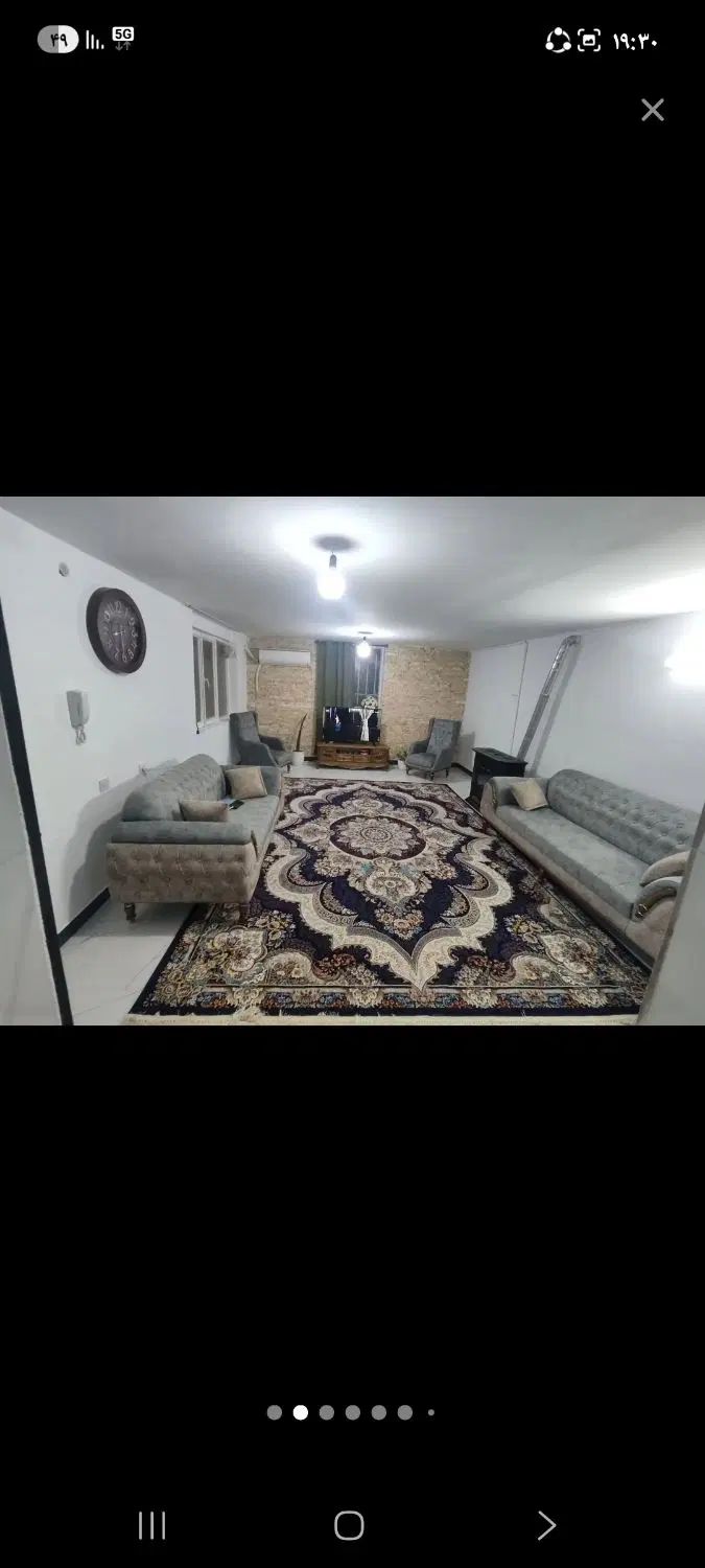 واحد مسکونی ، همکف ، درب ورودی جدا
