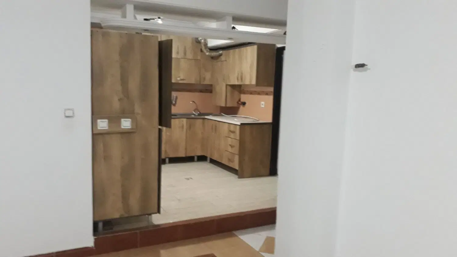 فروش آپارتمان کیانشهر سیامک شمالی