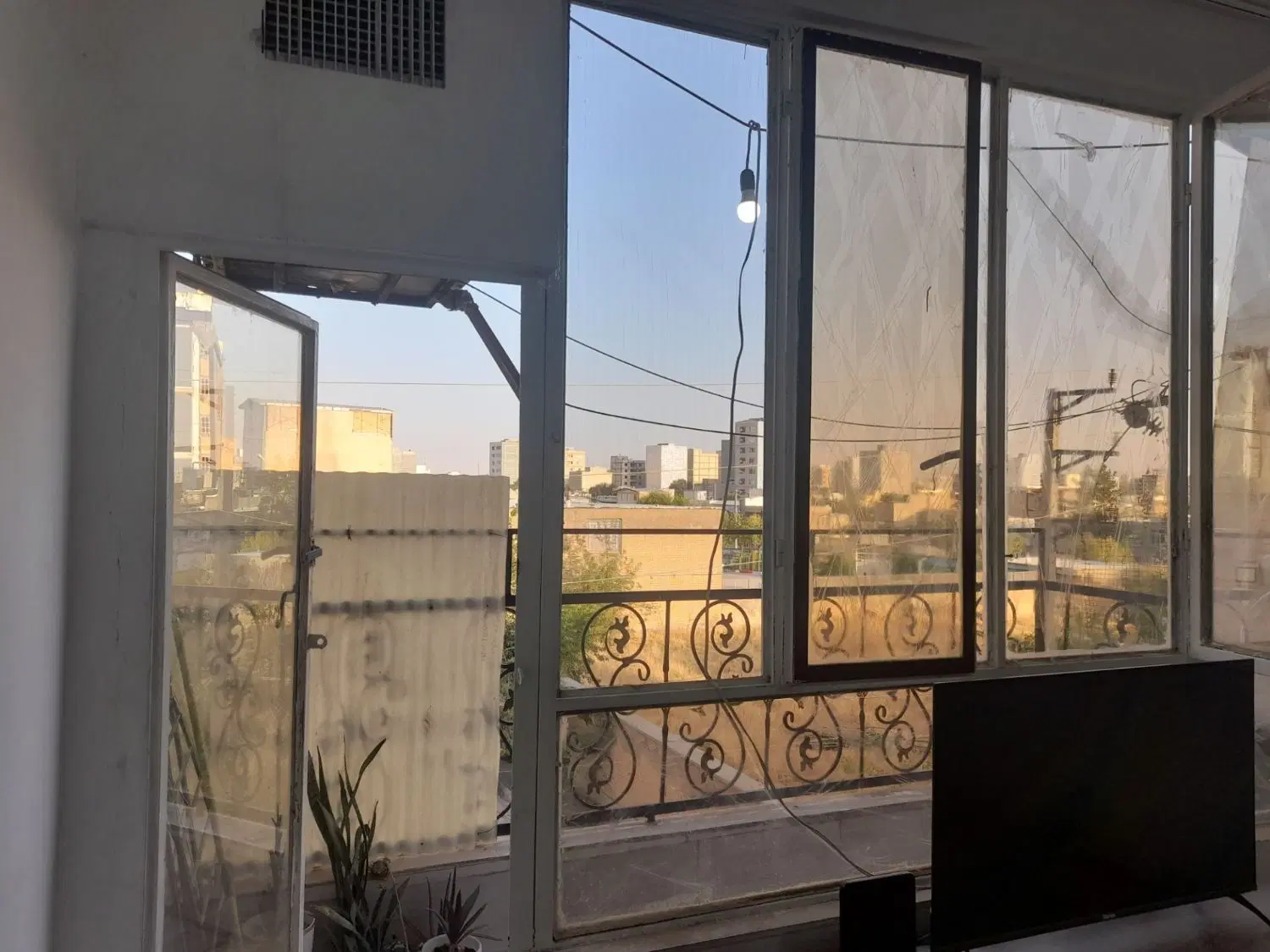 خانه ویلایی در3طبقه باهم