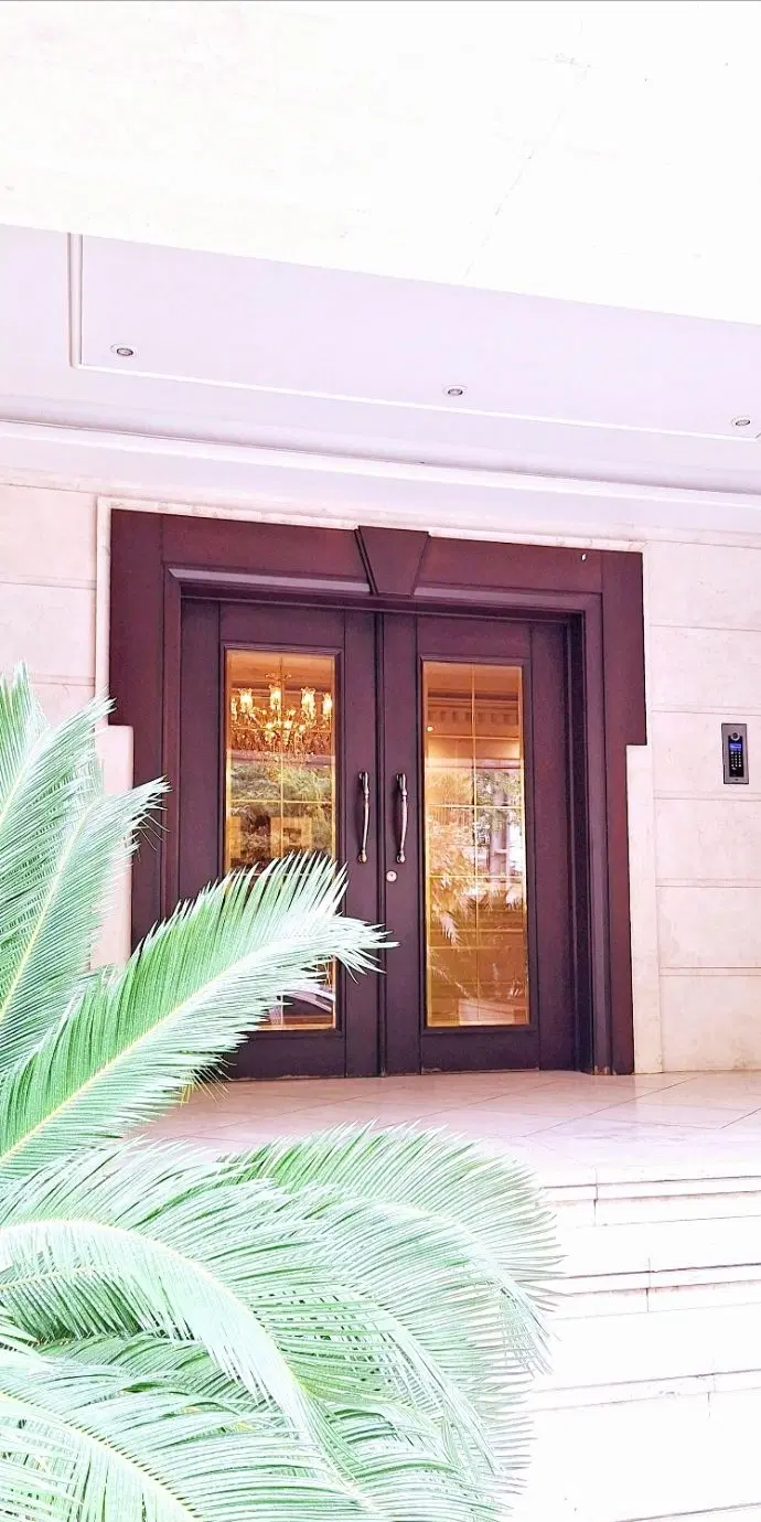 سعادت آباد بلوار ۱۴۰متر ( ۲پارکینگ_ بخشی تهاتر )