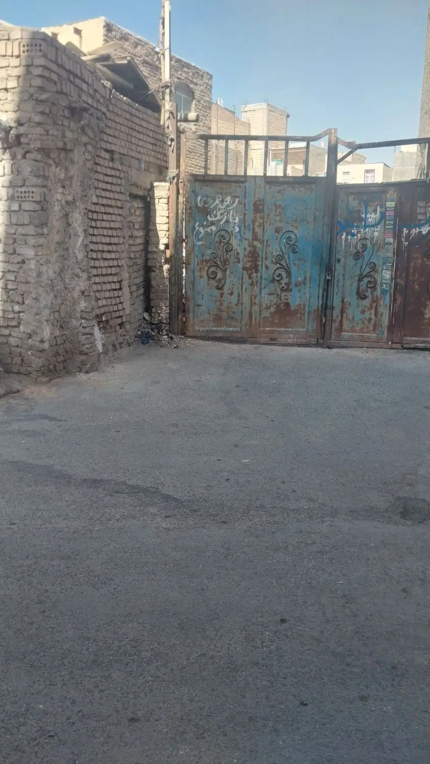 فروش یک قواره زمین