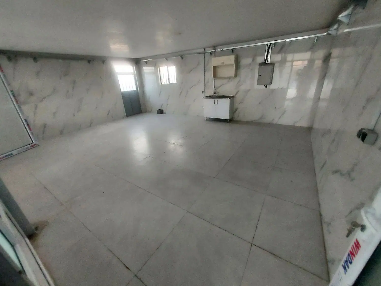 اجاره سالن بهداشتی
