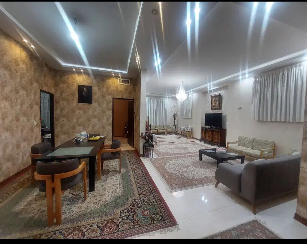 تهاتر آپارتمان با  خانه ویلایی