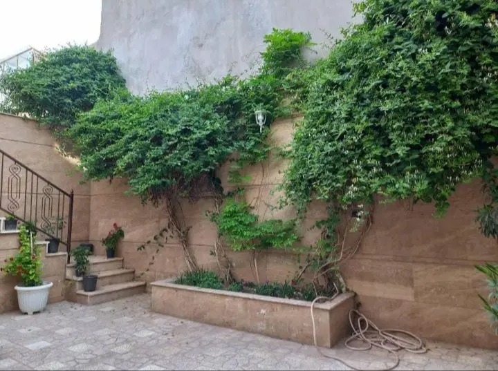 خانه ویلایی دوطبقه مجزا