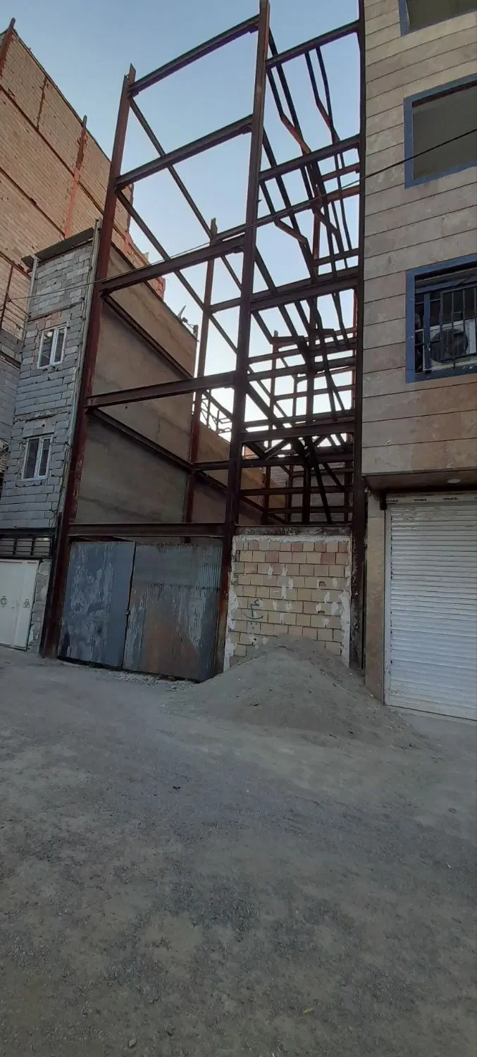 زمین ساختمان خانه ویلایی