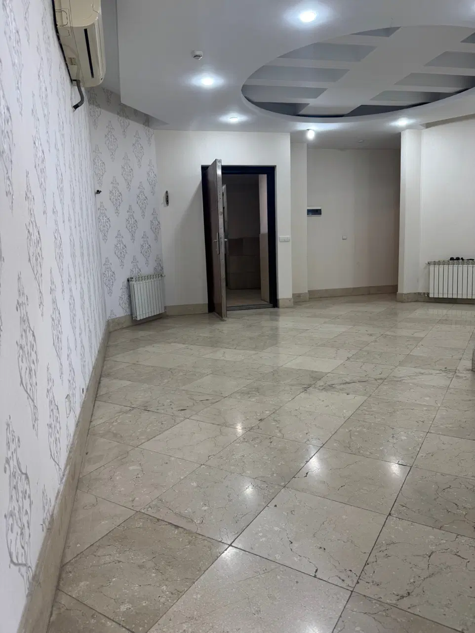 ۱۰۰ متر اداری میدان مادر تک برگ پارکینگ اسانسور