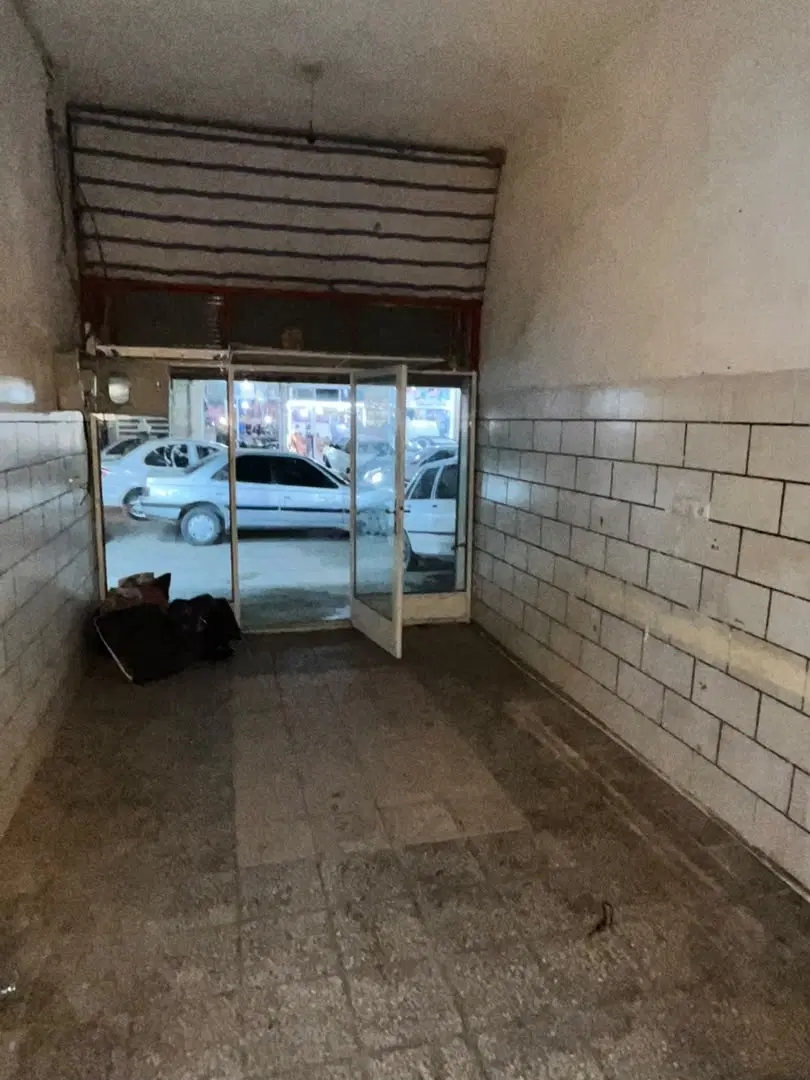 یک باب مغازه ۱۸ متری