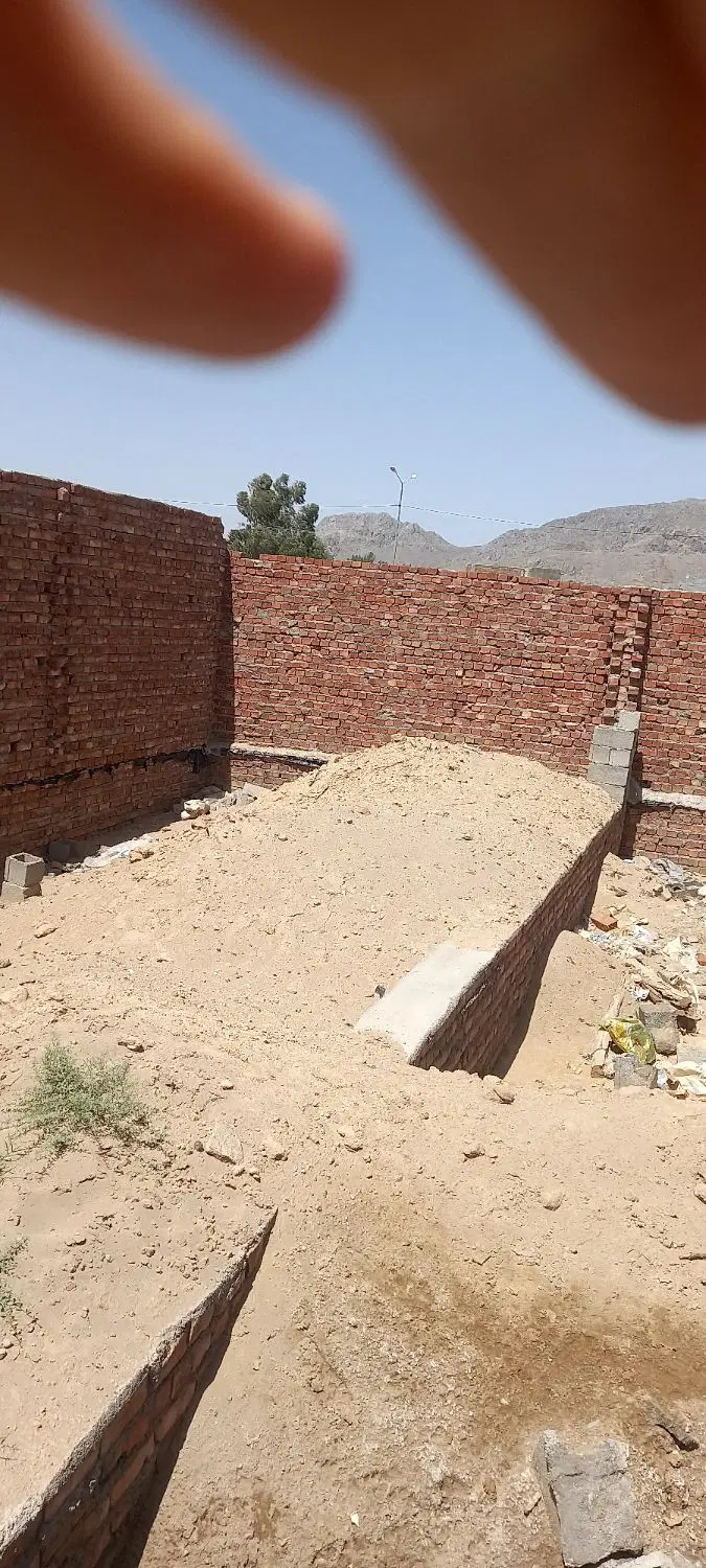 زمین نیمه ساز  ۱۵۰متر
