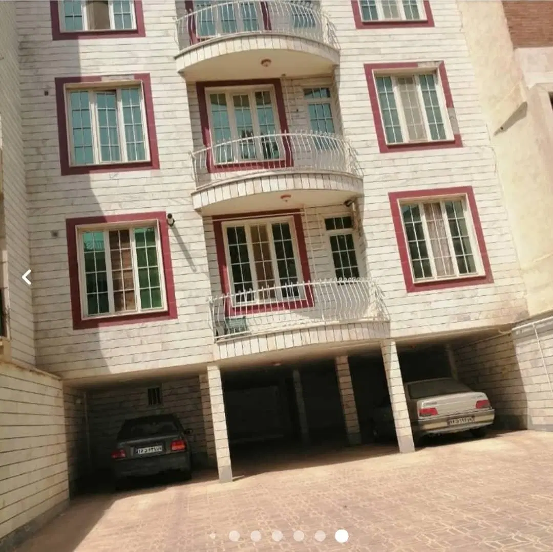 85متر خیابان دانشگاه